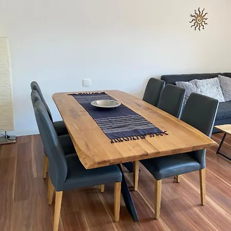 Suren Apartment